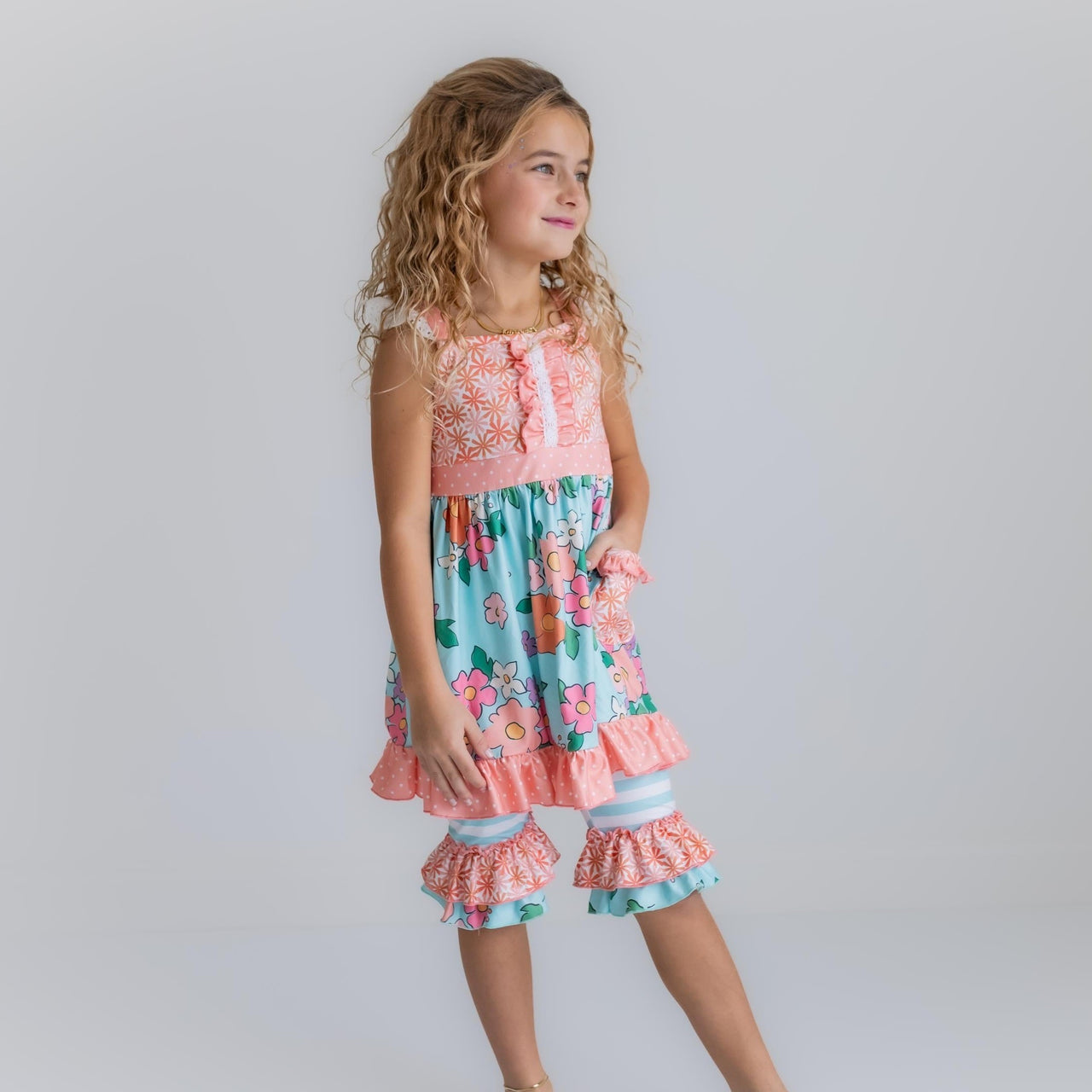 Kid's Floral Ruffle Pocket Capri Set Kids Boutique Sweet Southern Soul Boutique 2T  